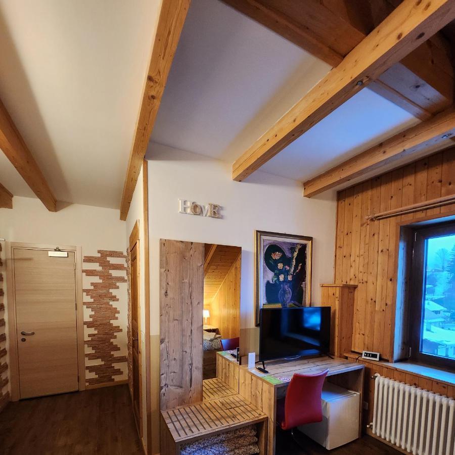Hotel Tarvisio Four Seasons Екстер'єр фото