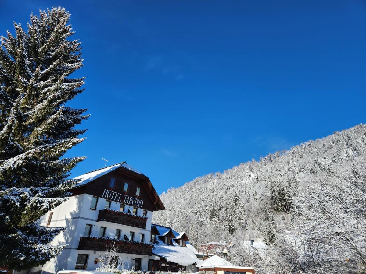 Hotel Tarvisio Four Seasons Екстер'єр фото
