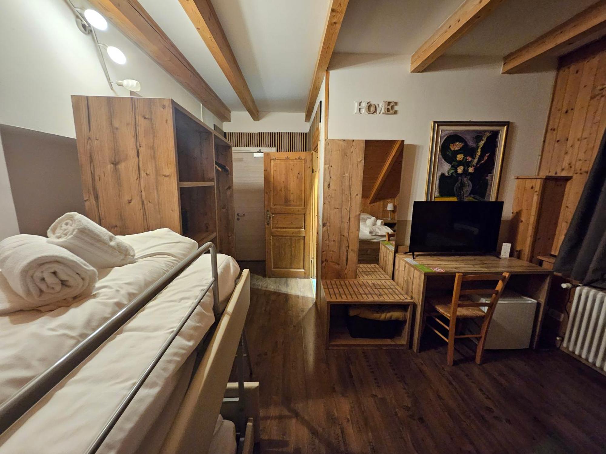 Hotel Tarvisio Four Seasons Екстер'єр фото