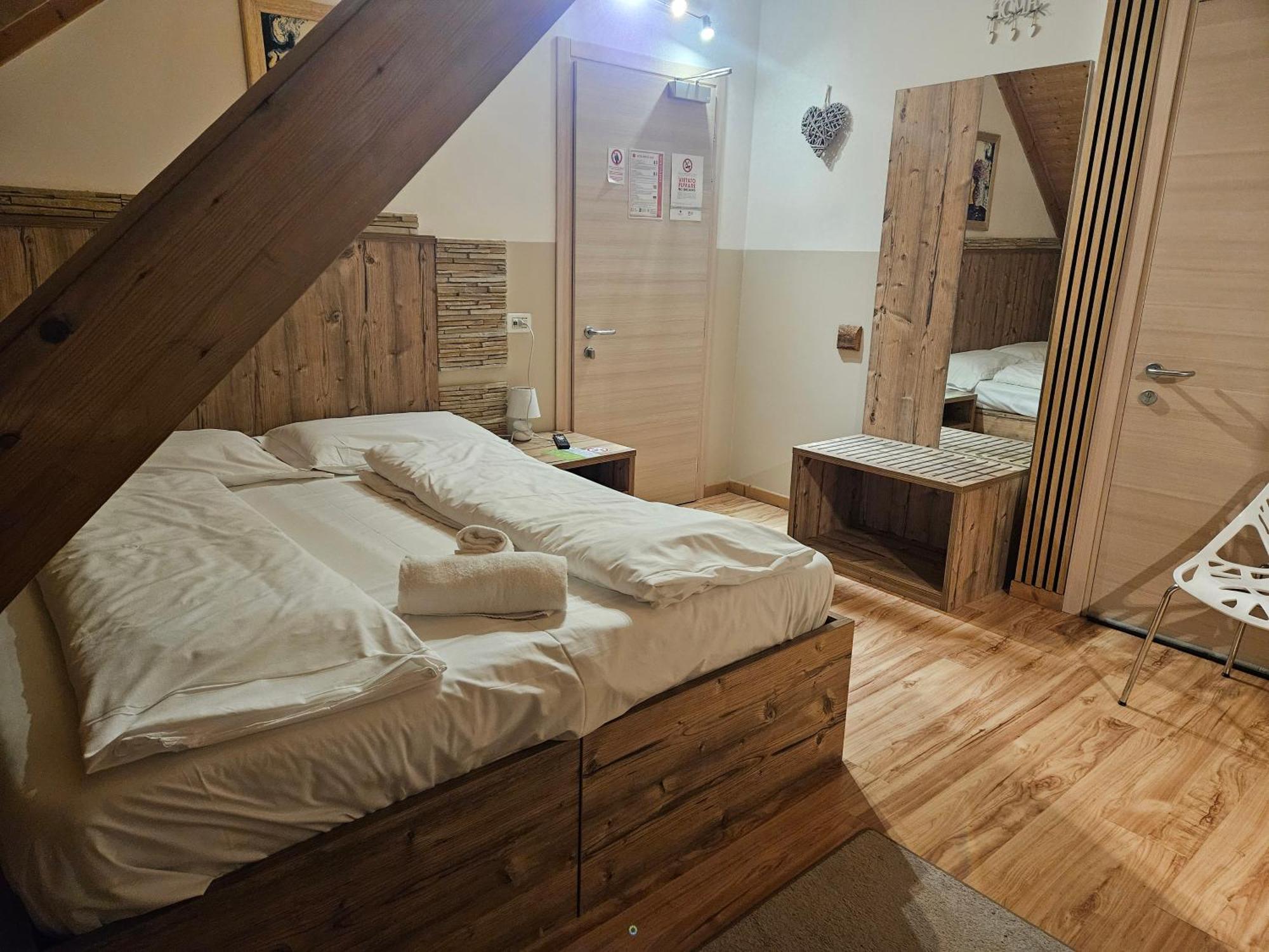 Hotel Tarvisio Four Seasons Екстер'єр фото