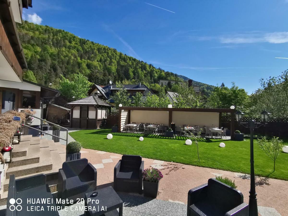 Hotel Tarvisio Four Seasons Екстер'єр фото